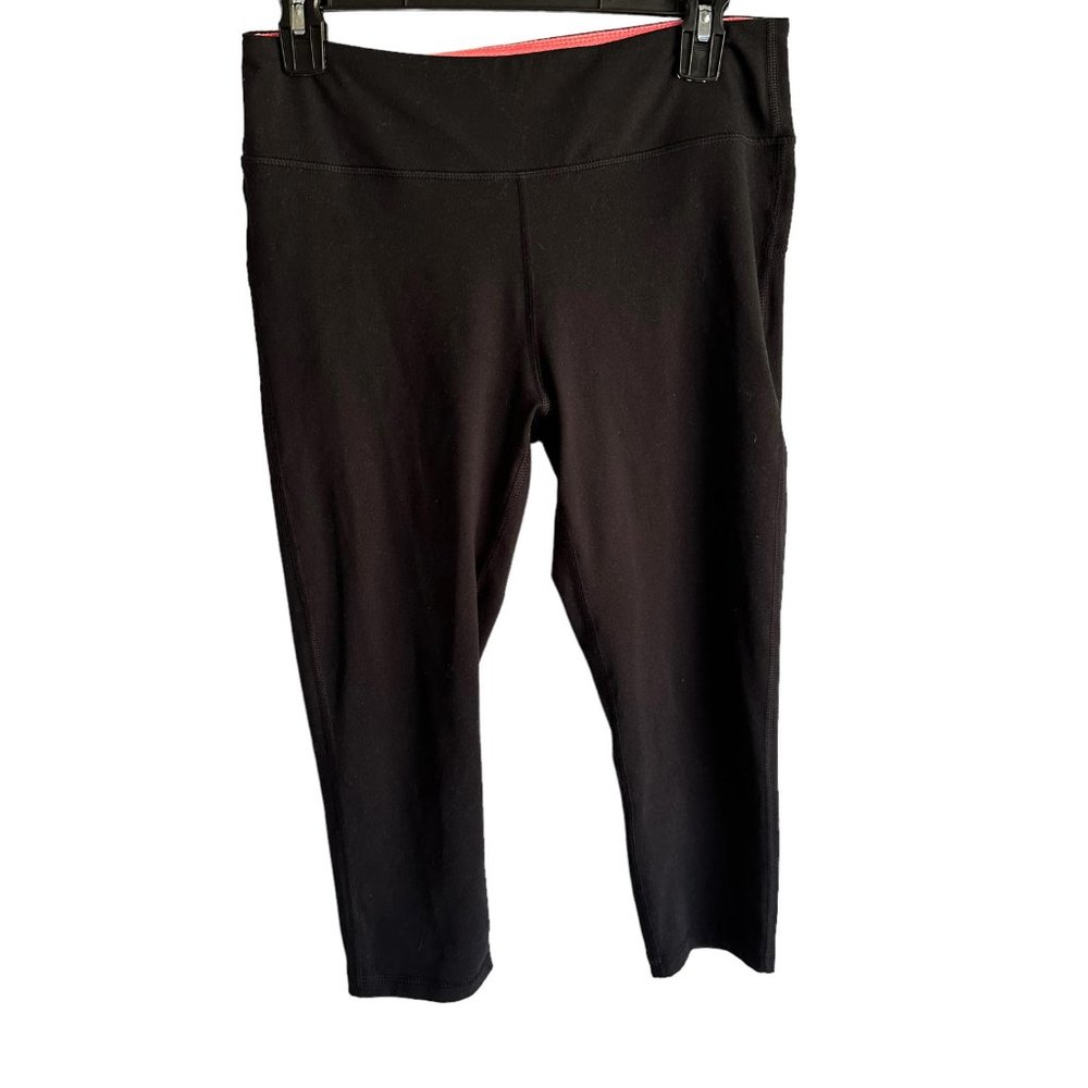 MARIKA Sport Black‎ Athletic Ladies Capri Yoga Athleisure Leggings, M
